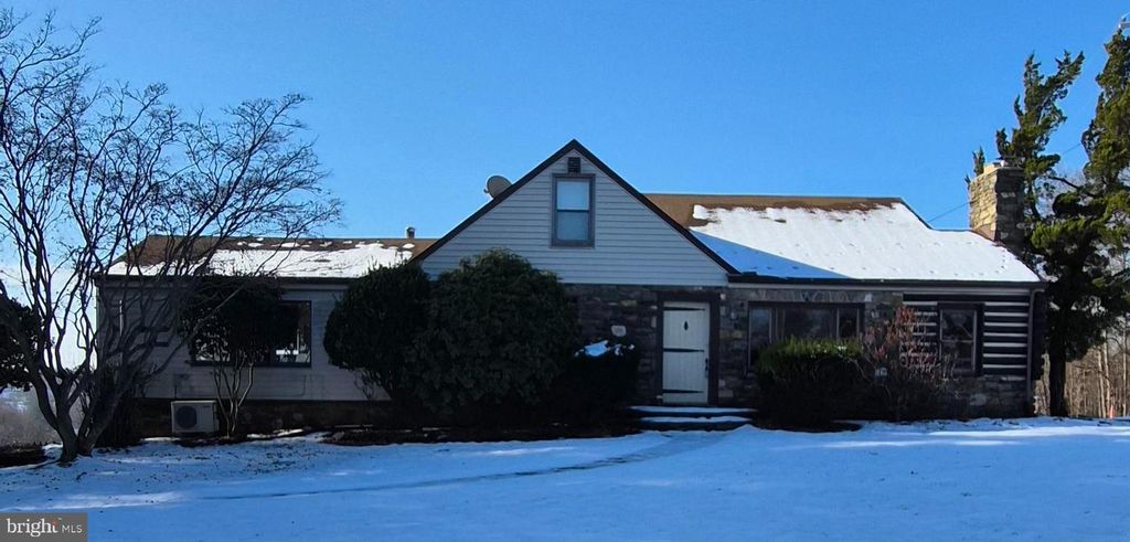 5734 MINERAL HILL RD, Sykesville, MD 21784