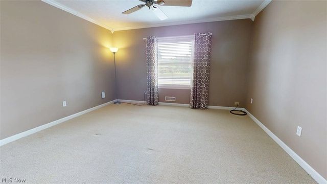 4705 Grand Central Avenue, Vienna, WV 26105