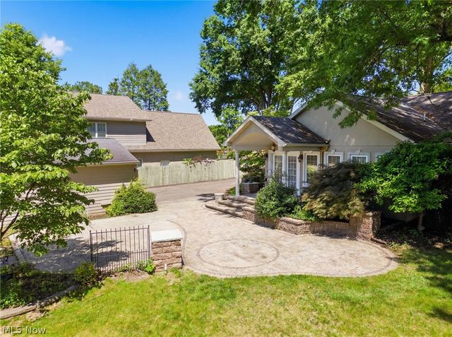 4705 Grand Central Avenue, Vienna, WV 26105