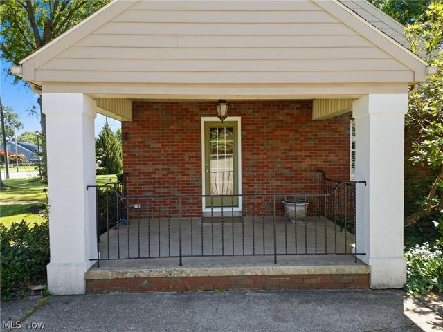 4705 Grand Central Avenue, Vienna, WV 26105