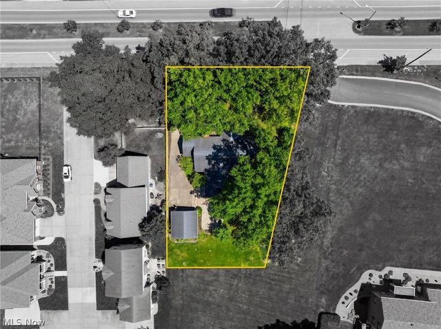 4705 Grand Central Avenue, Vienna, WV 26105