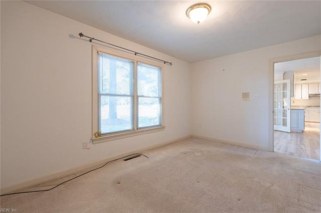 1208 Masters ROW, Chesapeake, VA 23320