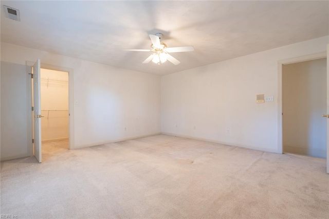1208 Masters ROW, Chesapeake, VA 23320