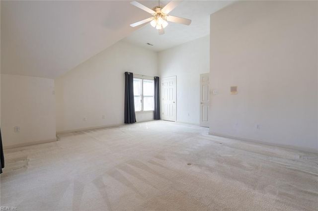 1208 Masters ROW, Chesapeake, VA 23320