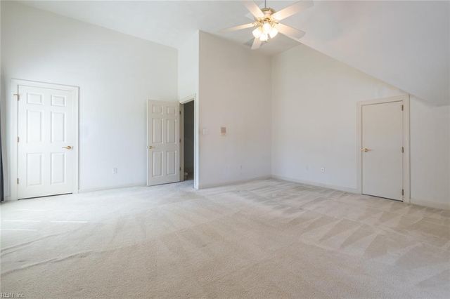 1208 Masters ROW, Chesapeake, VA 23320