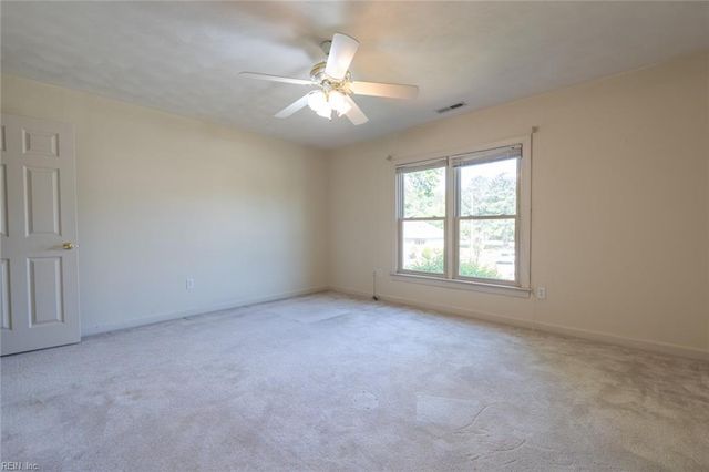 1208 Masters ROW, Chesapeake, VA 23320