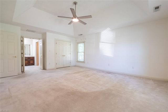 1208 Masters ROW, Chesapeake, VA 23320