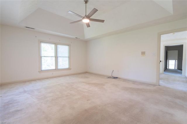1208 Masters ROW, Chesapeake, VA 23320