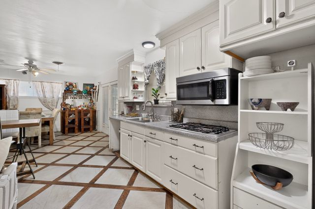 8933 Jennie Lee Lane, Dallas, TX 75227