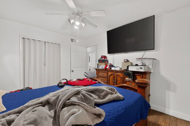 8933 Jennie Lee Lane, Dallas, TX 75227