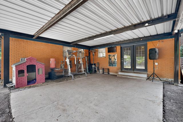 8933 Jennie Lee Lane, Dallas, TX 75227