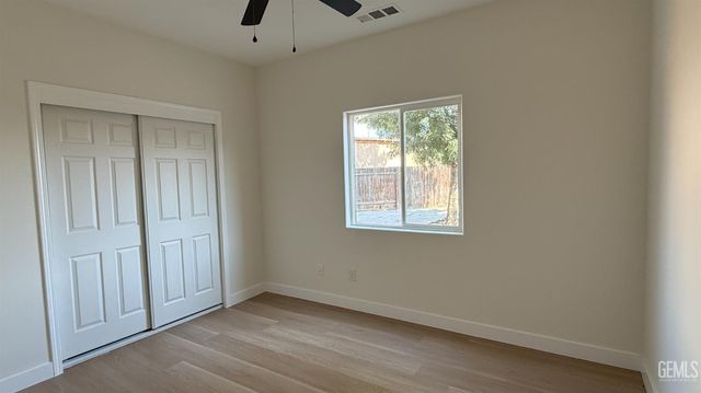 622 Rushcutters Bay Drive, Bakersfield, CA 93307