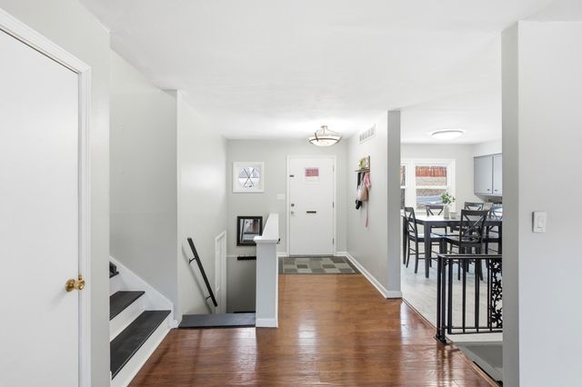 1403 RIDGEMONT CT, Columbia, MO 65203