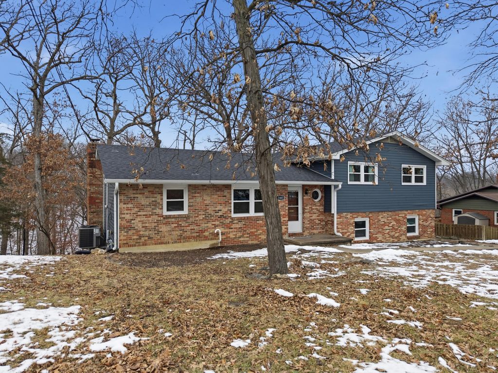 1403 RIDGEMONT CT, Columbia, MO 65203