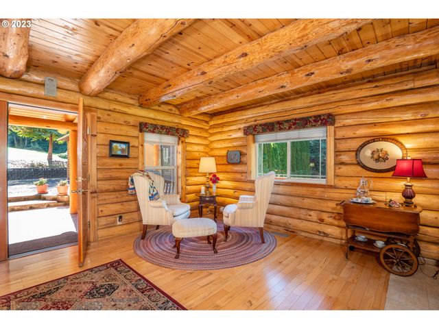12212 E MAPLETON Rd, Mapleton, OR 97453