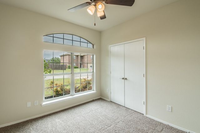 10513 Fossil Hill Drive, Fort Worth, TX 76131