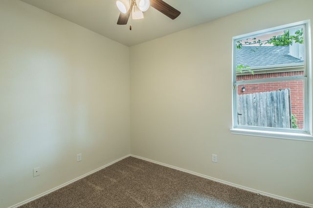 10513 Fossil Hill Drive, Fort Worth, TX 76131