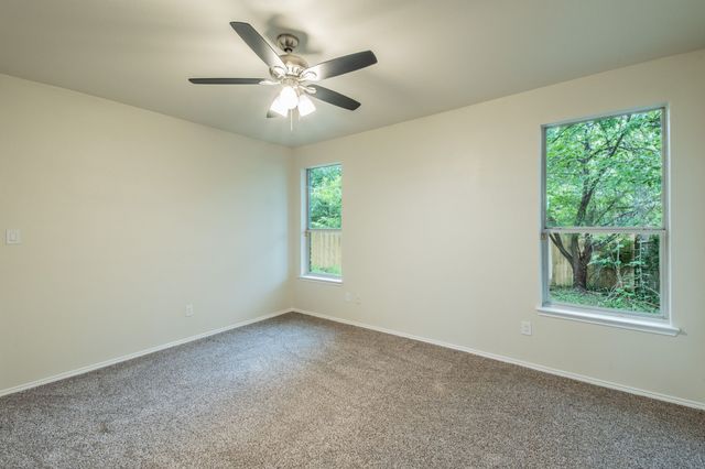 10513 Fossil Hill Drive, Fort Worth, TX 76131