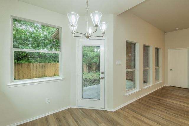 10513 Fossil Hill Drive, Fort Worth, TX 76131