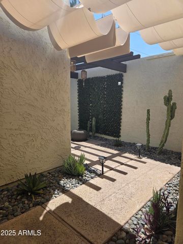 2545 N MILLER Road, Scottsdale, AZ 85257