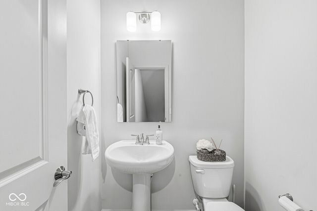 3267 Morab Drive, Zionsville, IN 46077