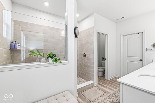 3267 Morab Drive, Zionsville, IN 46077