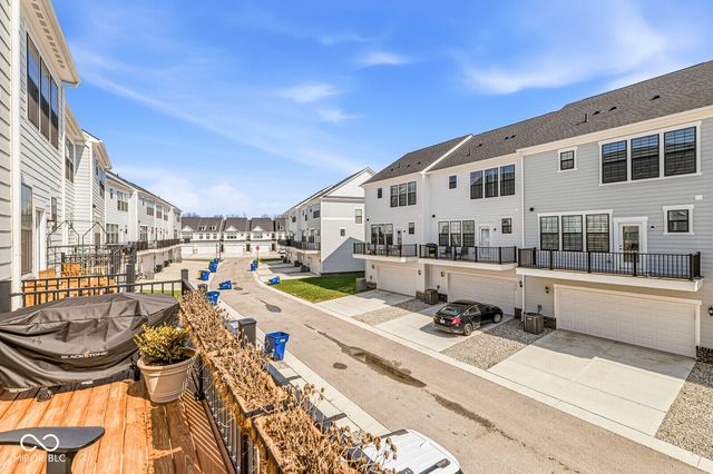 3267 Morab Drive, Zionsville, IN 46077