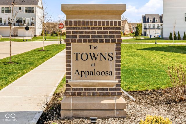 3267 Morab Drive, Zionsville, IN 46077