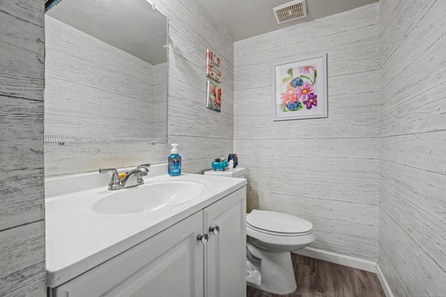 13429 S Denver Circle 5, Sterling Heights, MI 48312