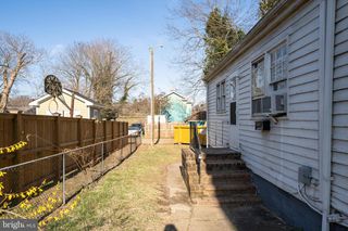 1117 CAROLINE #E, Fredericksburg, VA 22401