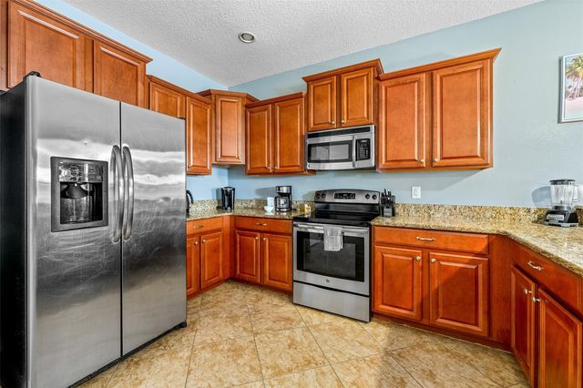 1496 MOON VALLEY DRIVE, Davenport, FL 33896