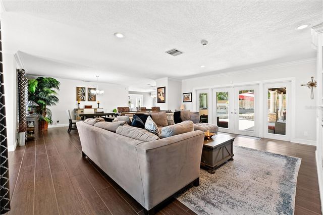 6129 LEELAND STREET S, St Petersburg, FL 33715