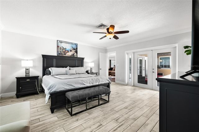 6129 LEELAND STREET S, St Petersburg, FL 33715