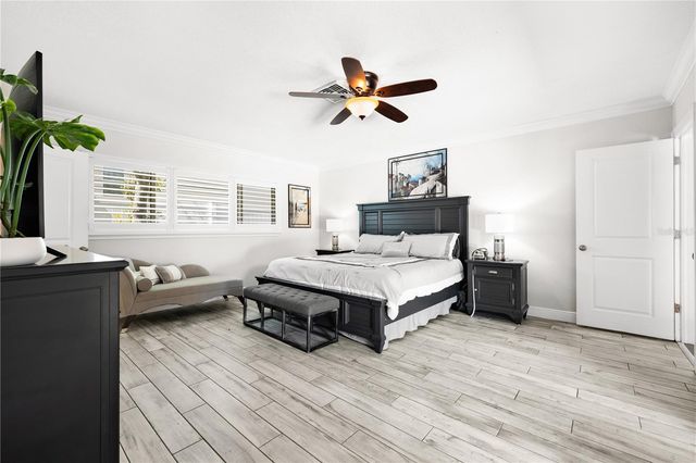 6129 LEELAND STREET S, St Petersburg, FL 33715