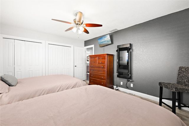 6129 LEELAND STREET S, St Petersburg, FL 33715