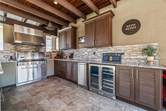 6129 LEELAND STREET S, St Petersburg, FL 33715