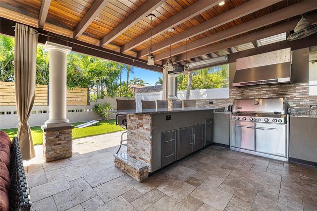 6129 LEELAND STREET S, St Petersburg, FL 33715