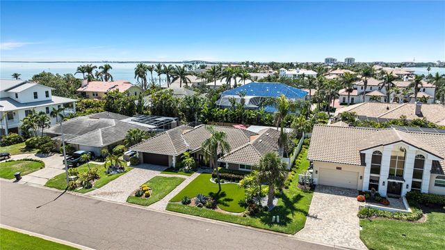 6129 LEELAND STREET S, St Petersburg, FL 33715