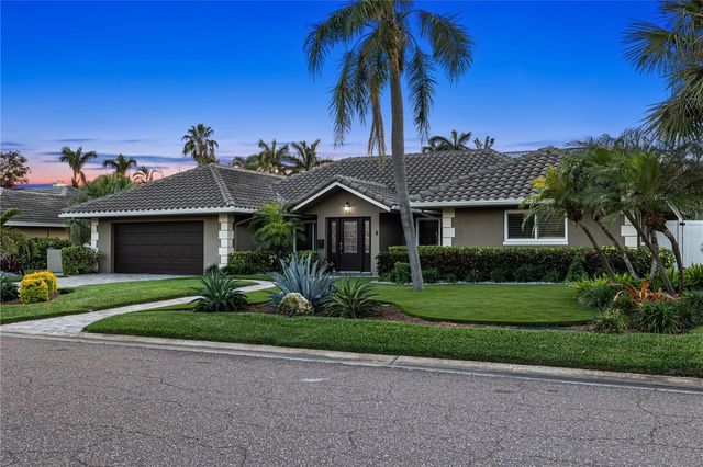 6129 LEELAND STREET S, St Petersburg, FL 33715