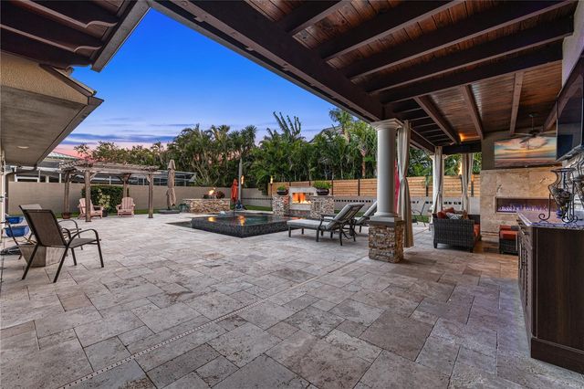 6129 LEELAND STREET S, St Petersburg, FL 33715