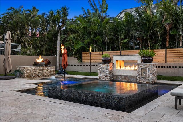 6129 LEELAND STREET S, St Petersburg, FL 33715