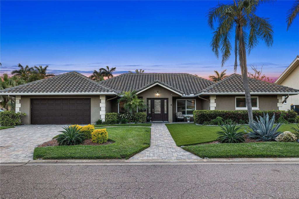 6129 LEELAND STREET S, St Petersburg, FL 33715