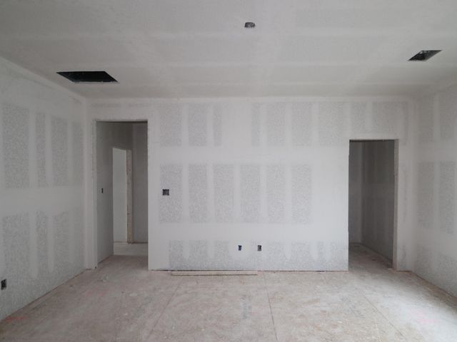 178 Grayson Elm PASS, Dripping Springs, TX 78620