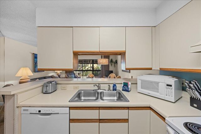 304 Southlake Court 304, Niceville, FL 32578