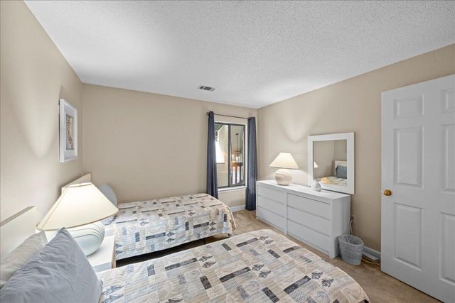 304 Southlake Court 304, Niceville, FL 32578