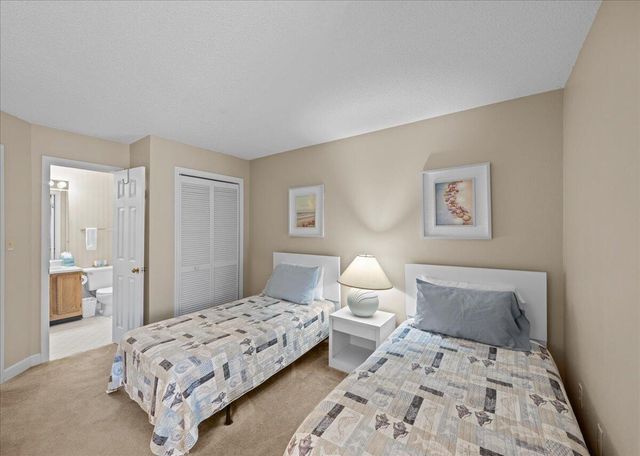 304 Southlake Court 304, Niceville, FL 32578