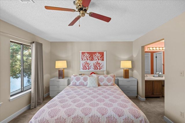 304 Southlake Court 304, Niceville, FL 32578