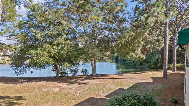 304 Southlake Court 304, Niceville, FL 32578