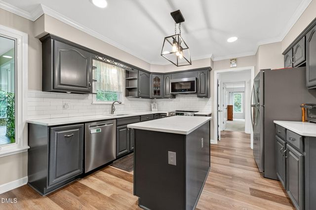 6009 Swales Way, Raleigh, NC 27603