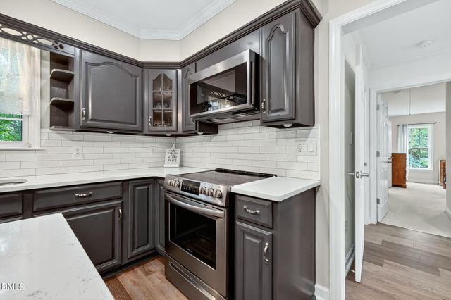 6009 Swales Way, Raleigh, NC 27603